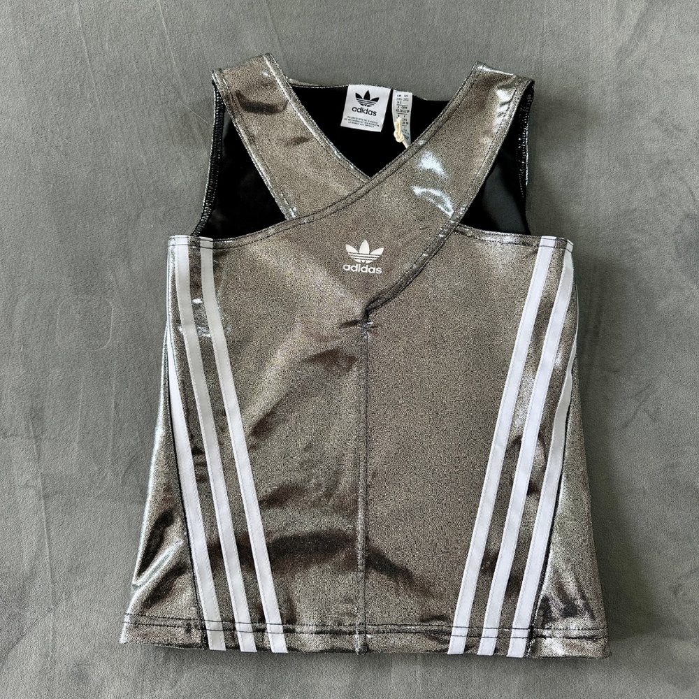 Addidas top - Picture 3 of 4